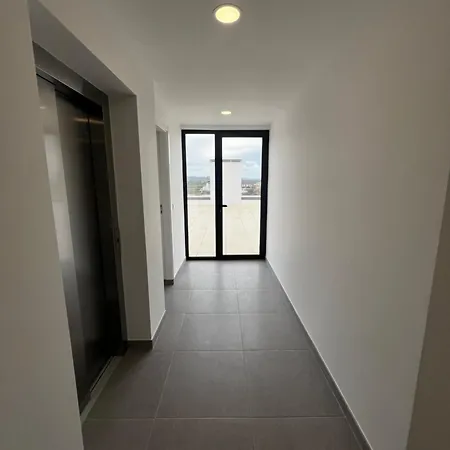 Modern Spacious With Rooftop Pool * Sao Martinho do Porto