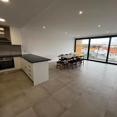 Apartment Modern Spacious With Rooftop Pool *