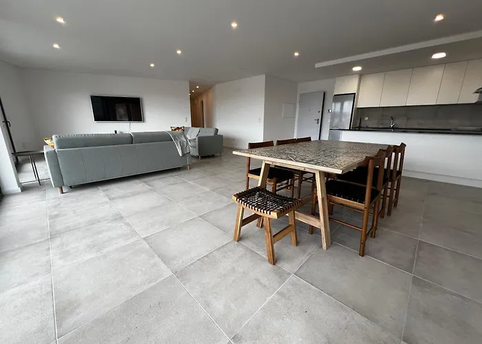 Modern Spacious With Rooftop Pool Appartement *