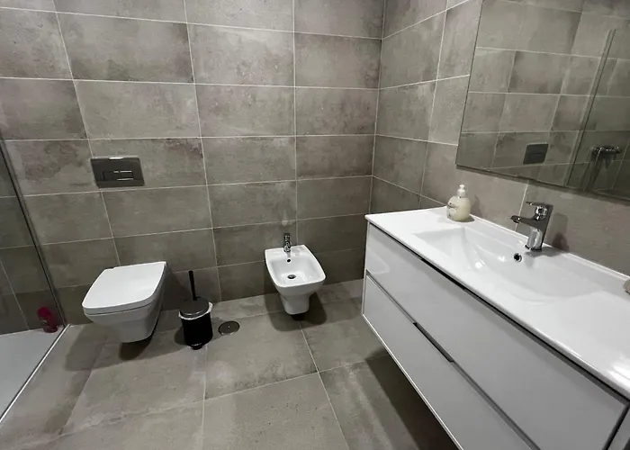 Modern Spacious With Rooftop Pool Appartement