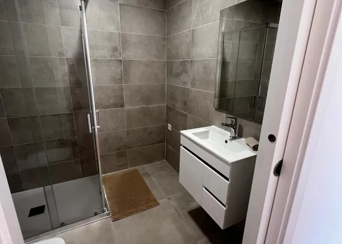 Modern Spacious With Rooftop Pool * São Martinho do Porto