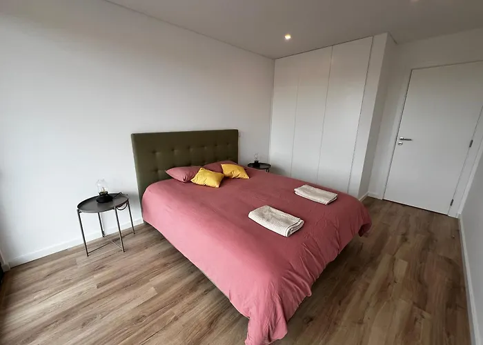 Apartament Modern Spacious With Rooftop Pool São Martinho do Porto
