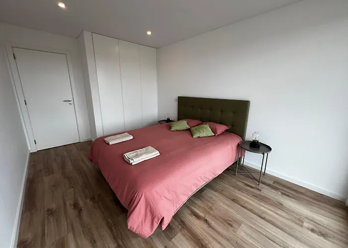 Apartament Modern Spacious With Rooftop Pool São Martinho do Porto